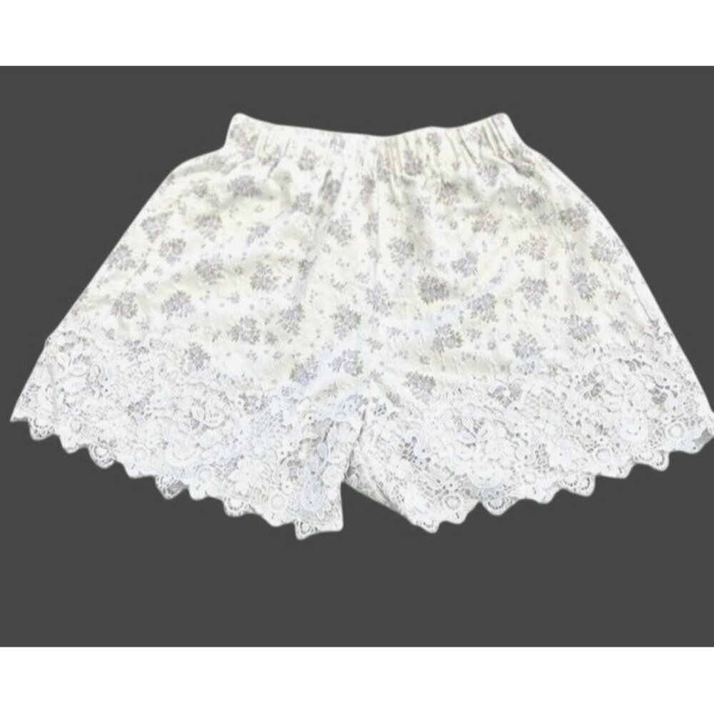 CIDER Pretty Cottage Core Textured Embroidered Feminine Laced Bottoms Shorts M